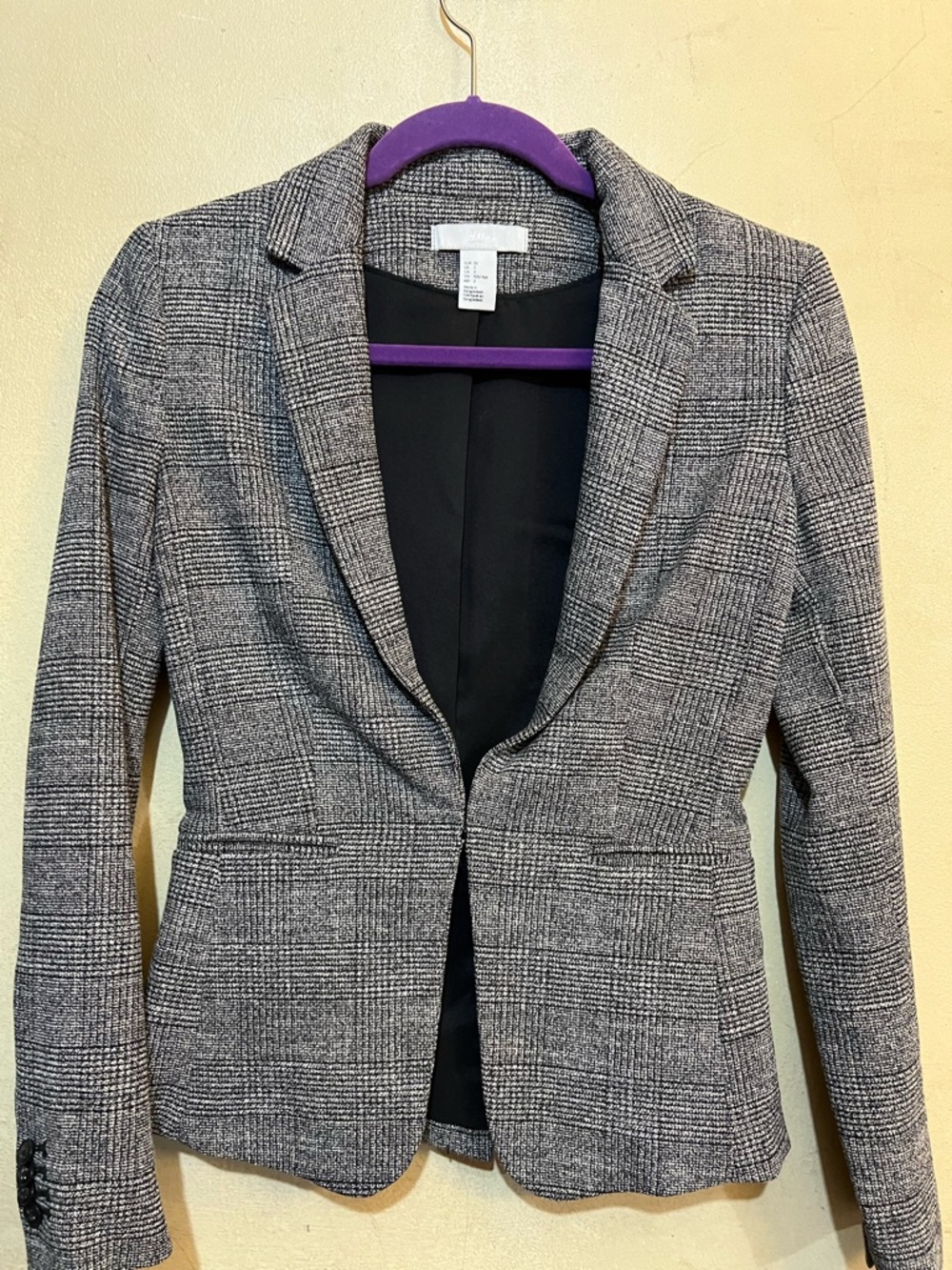 Stunning H&M Grey Plaid Women's Tailored Blazer
